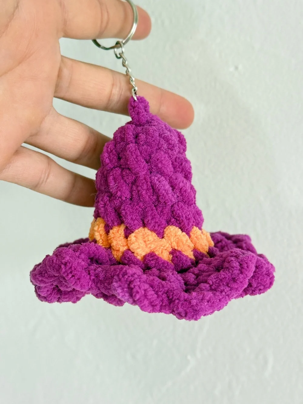 Handmade Crochet Witch Hat Keychain – Purple Halloween Bag Charm